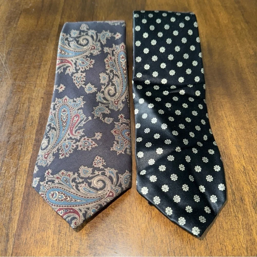 Vintage Lot of 2 Oscar de la Renta 100% Silk Mens Necktie Ties Couture